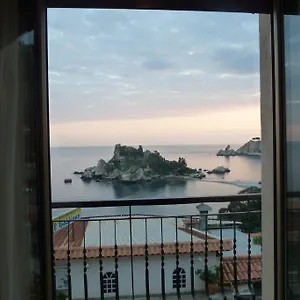 Mazzarò Isola Bella Taormina