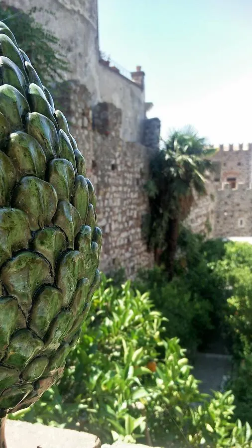 ** Pensión Médousa Bistrot&Suites Taormina Italia