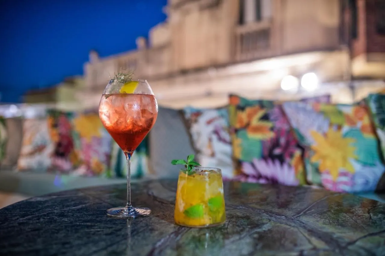 Médousa Bistrot&Suites Taormina 2*,
